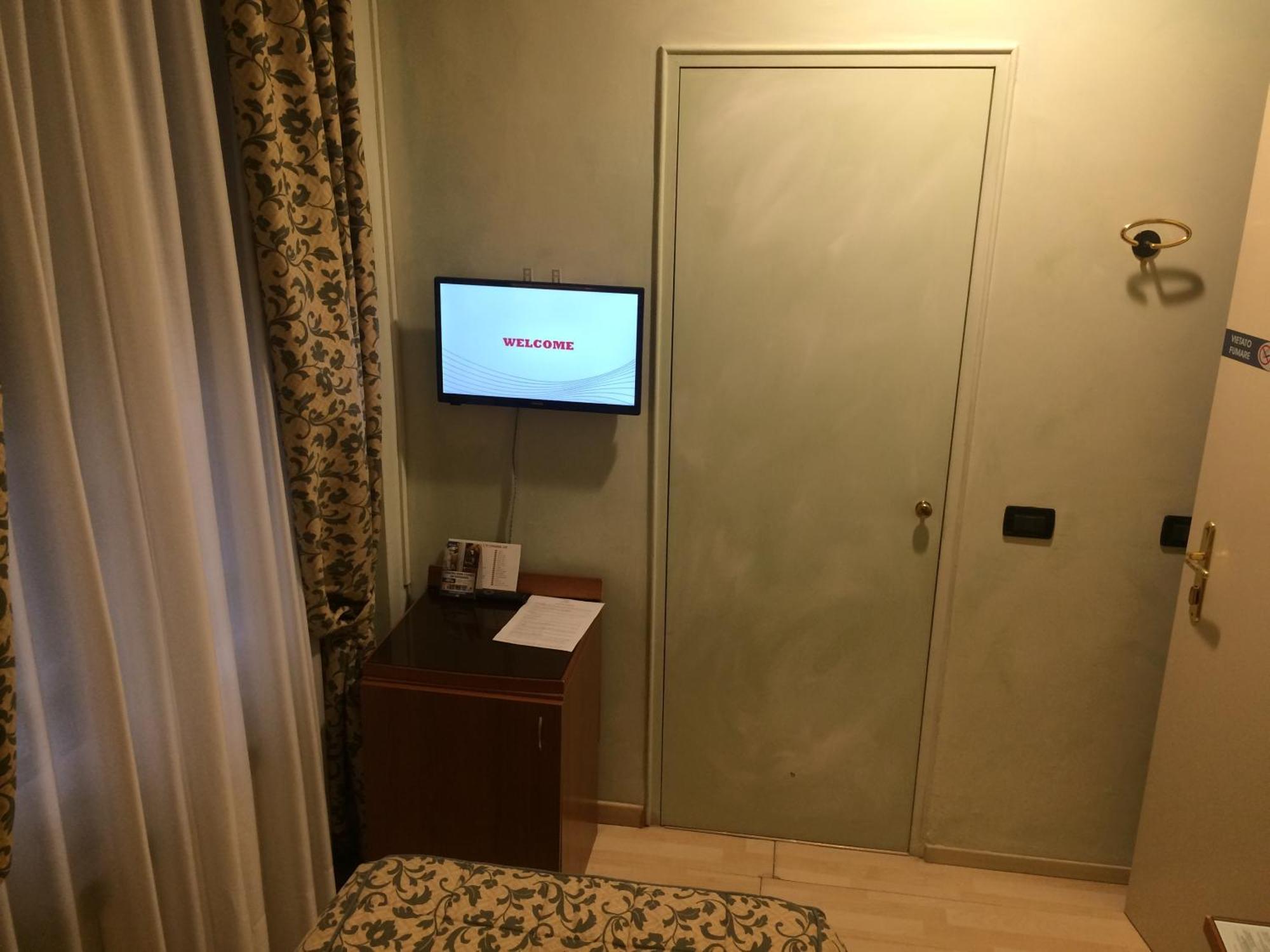 Coccodrillo Hotel & Apartments Varazze Bagian luar foto
